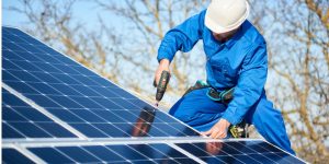Installation Maintenance Panneaux Solaires Photovoltaïques à Moûtiers